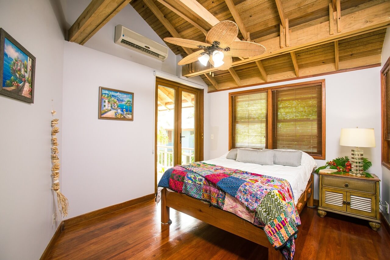 Beach hut bedroom interior